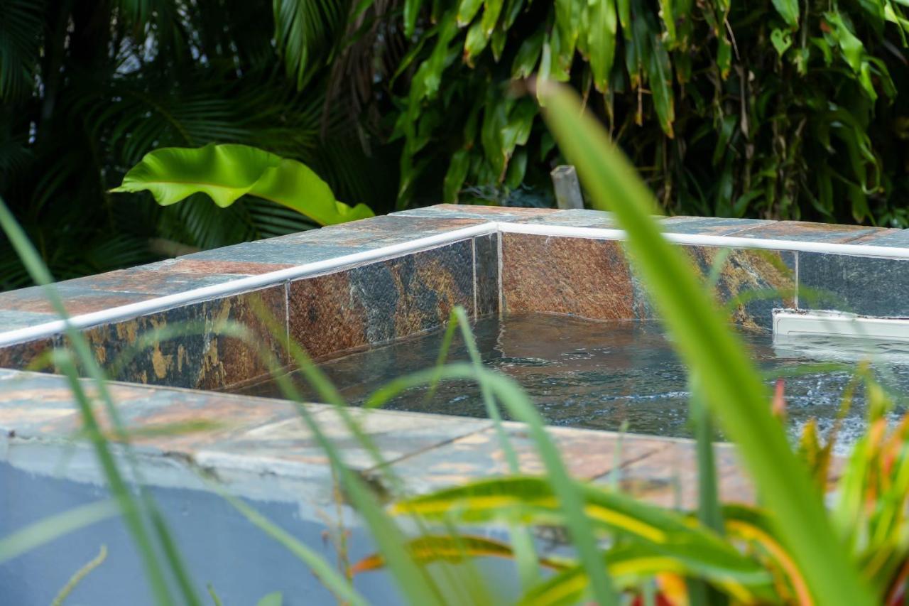 Bel'Oasis Apartment Le Lamentin Bagian luar foto